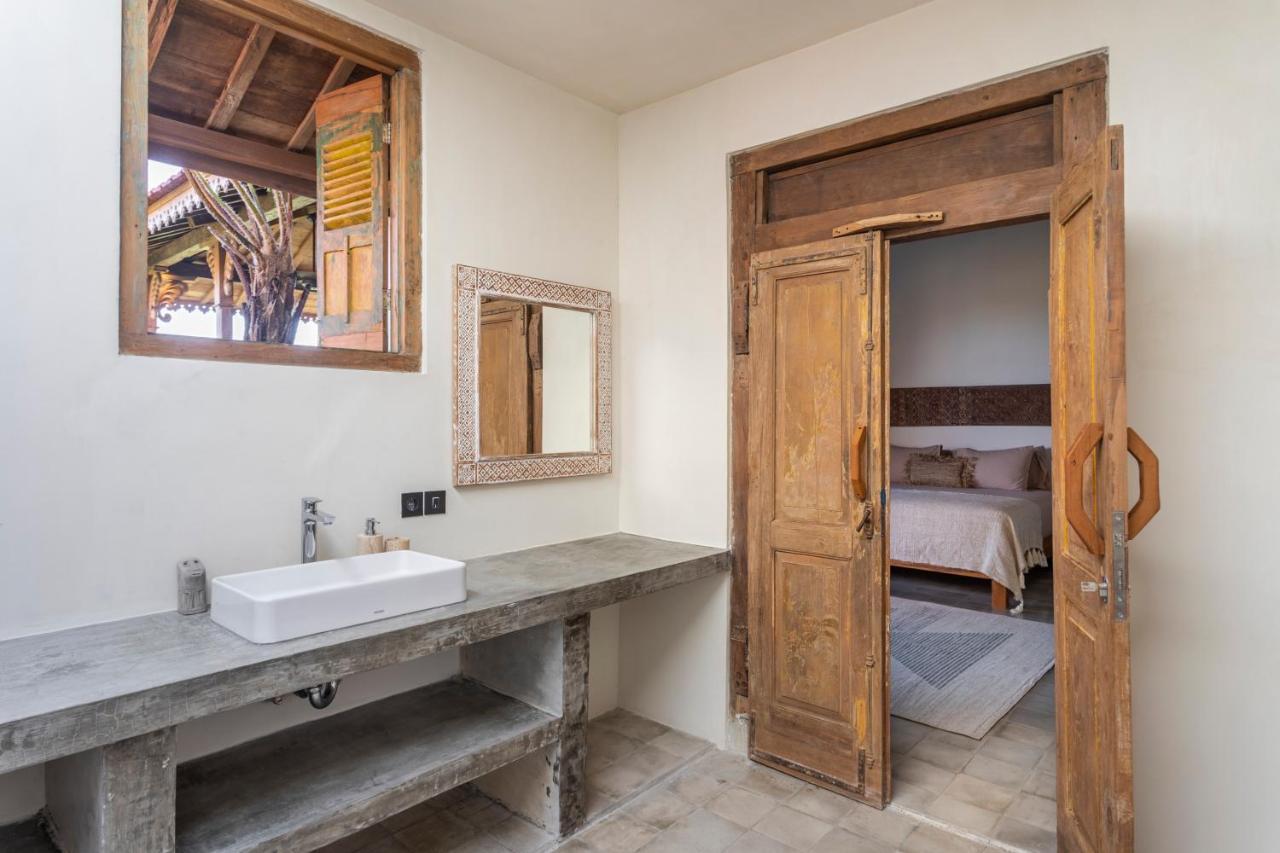 Villa Charming 3br W/pool & View Munggu