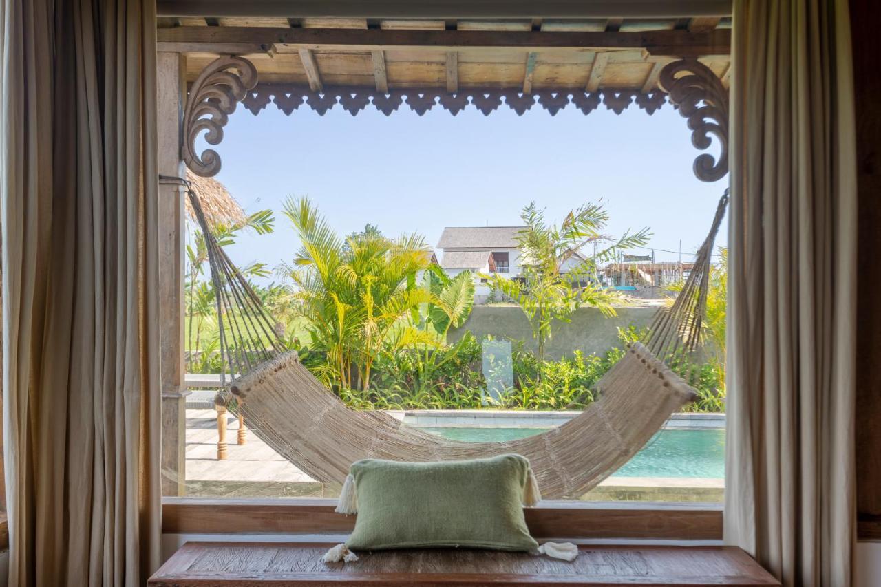 Charming 3br W/pool & View