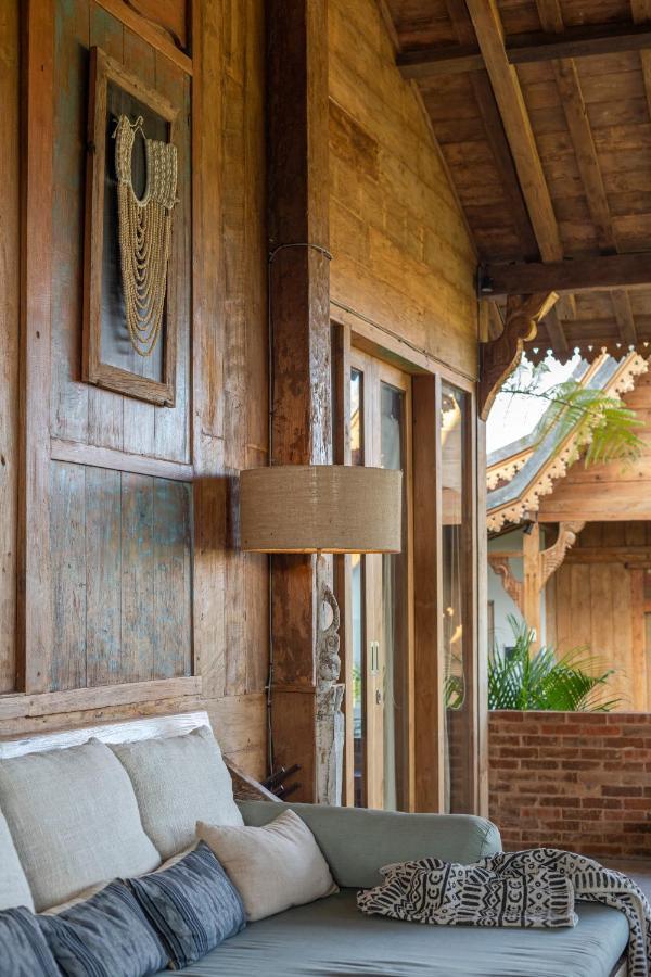 Villa Charming 3br W/pool & View Munggu