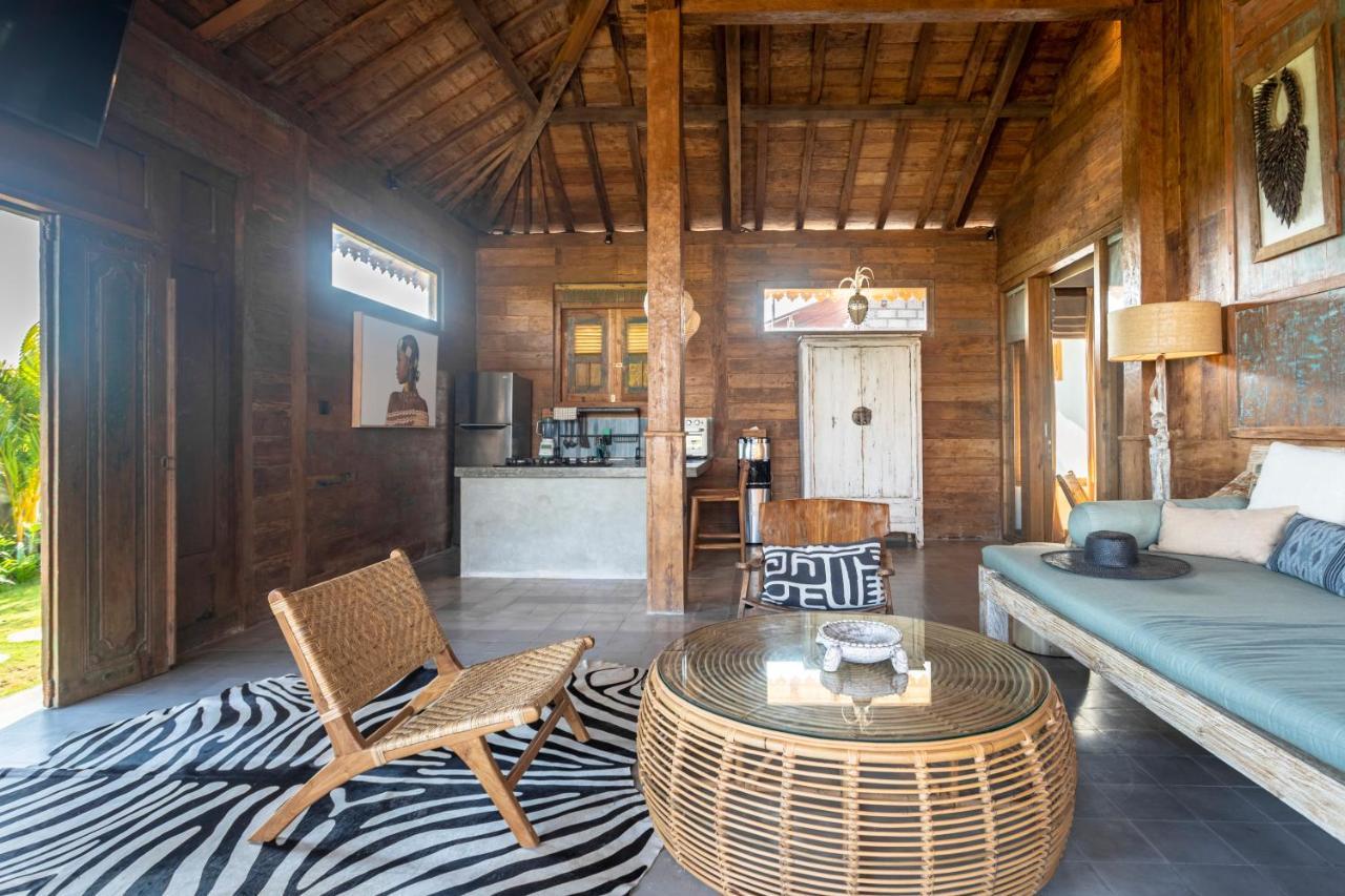 Villa Charming 3br W/pool & View Munggu