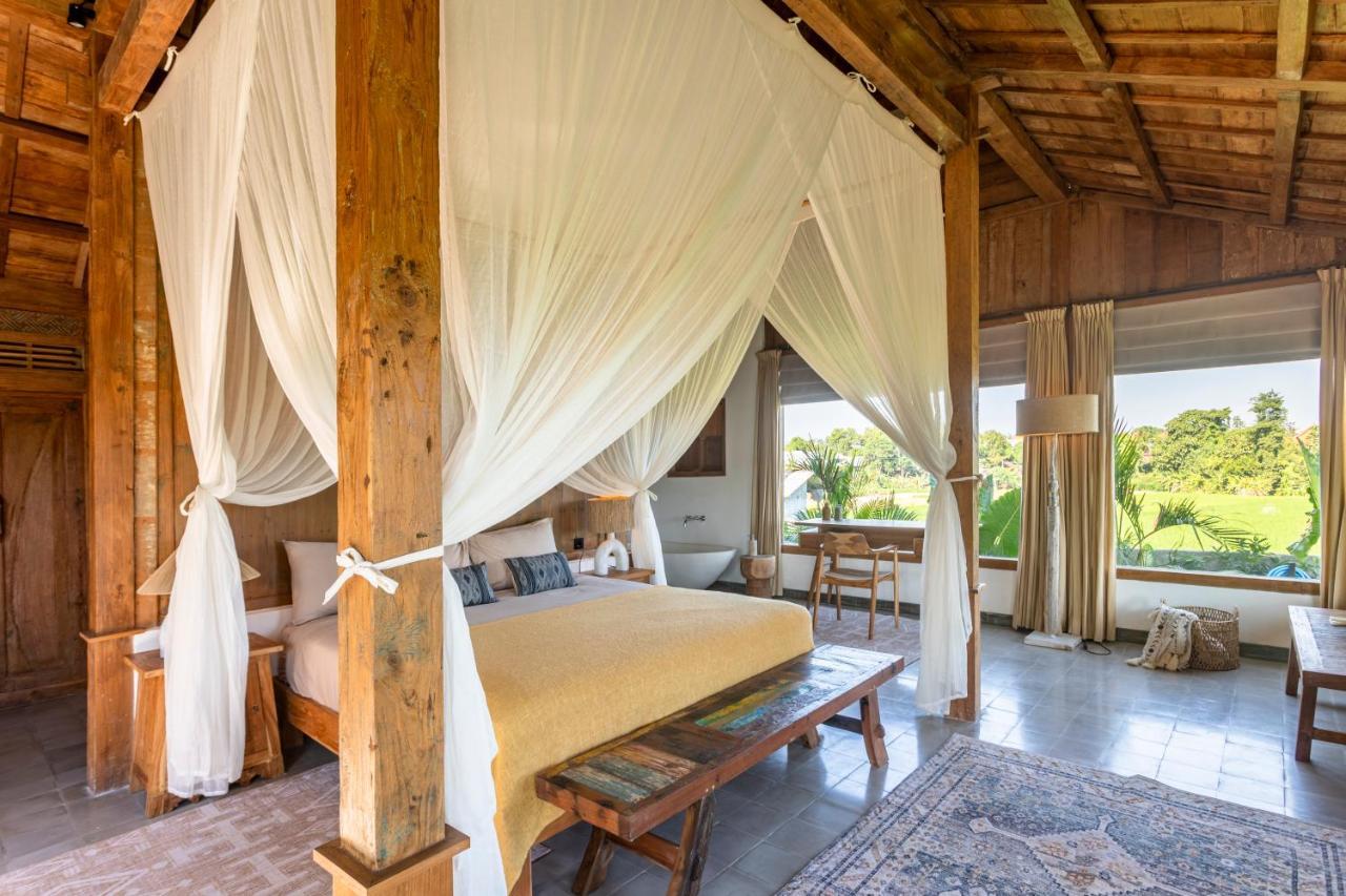 Charming 3br W/pool & View Villa