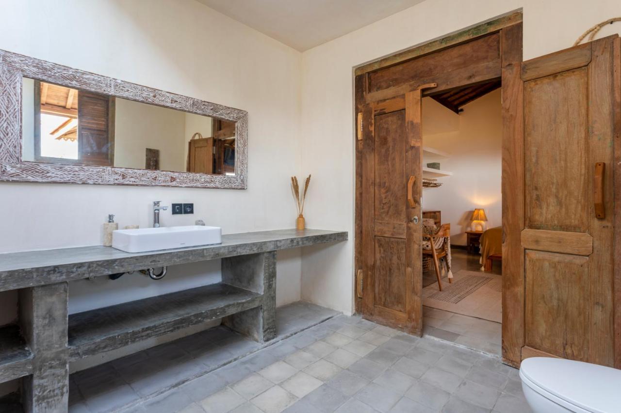 Villa Charming 3br W/pool & View Munggu