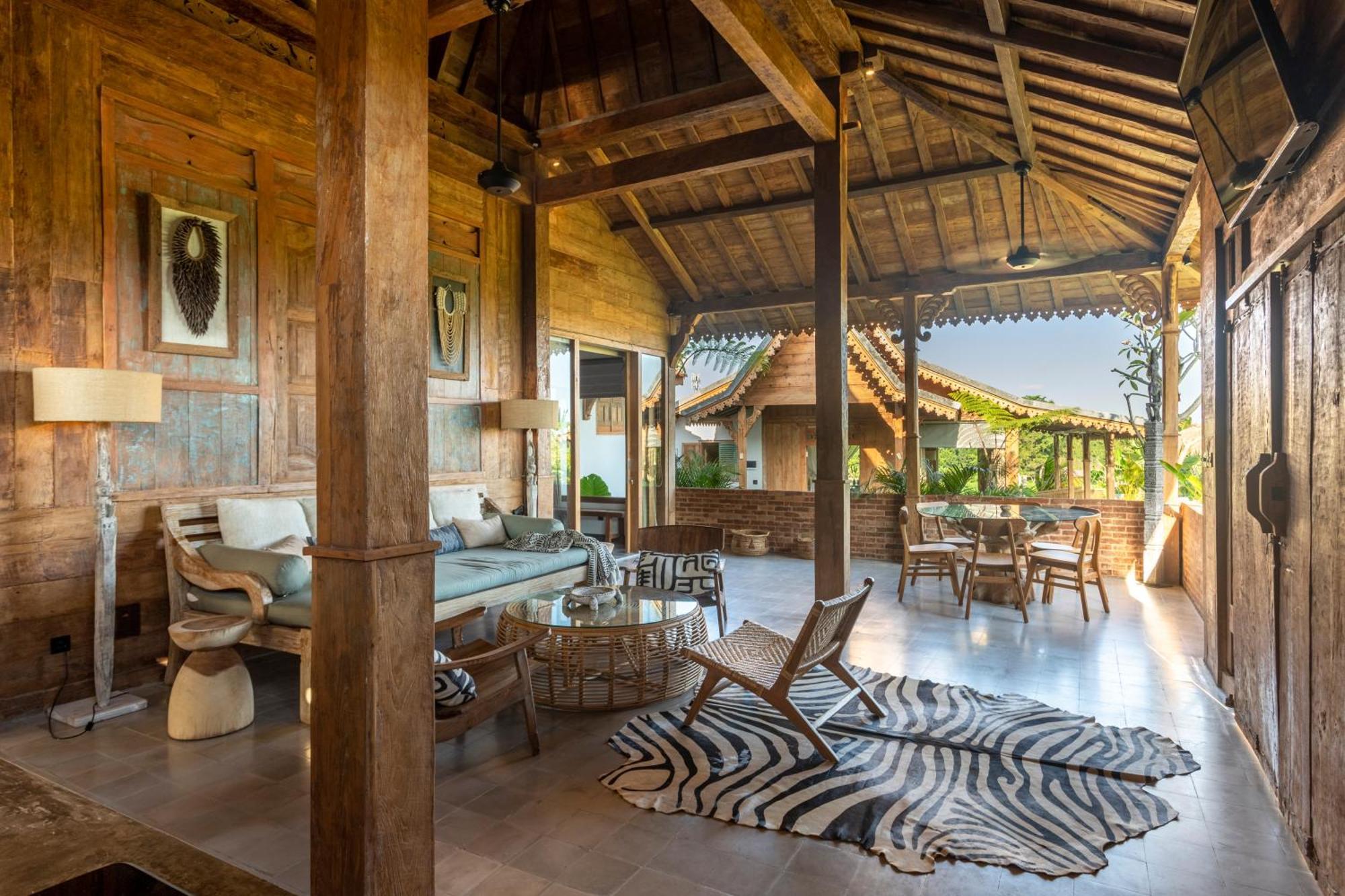 Villa Charming 3br W/pool & View