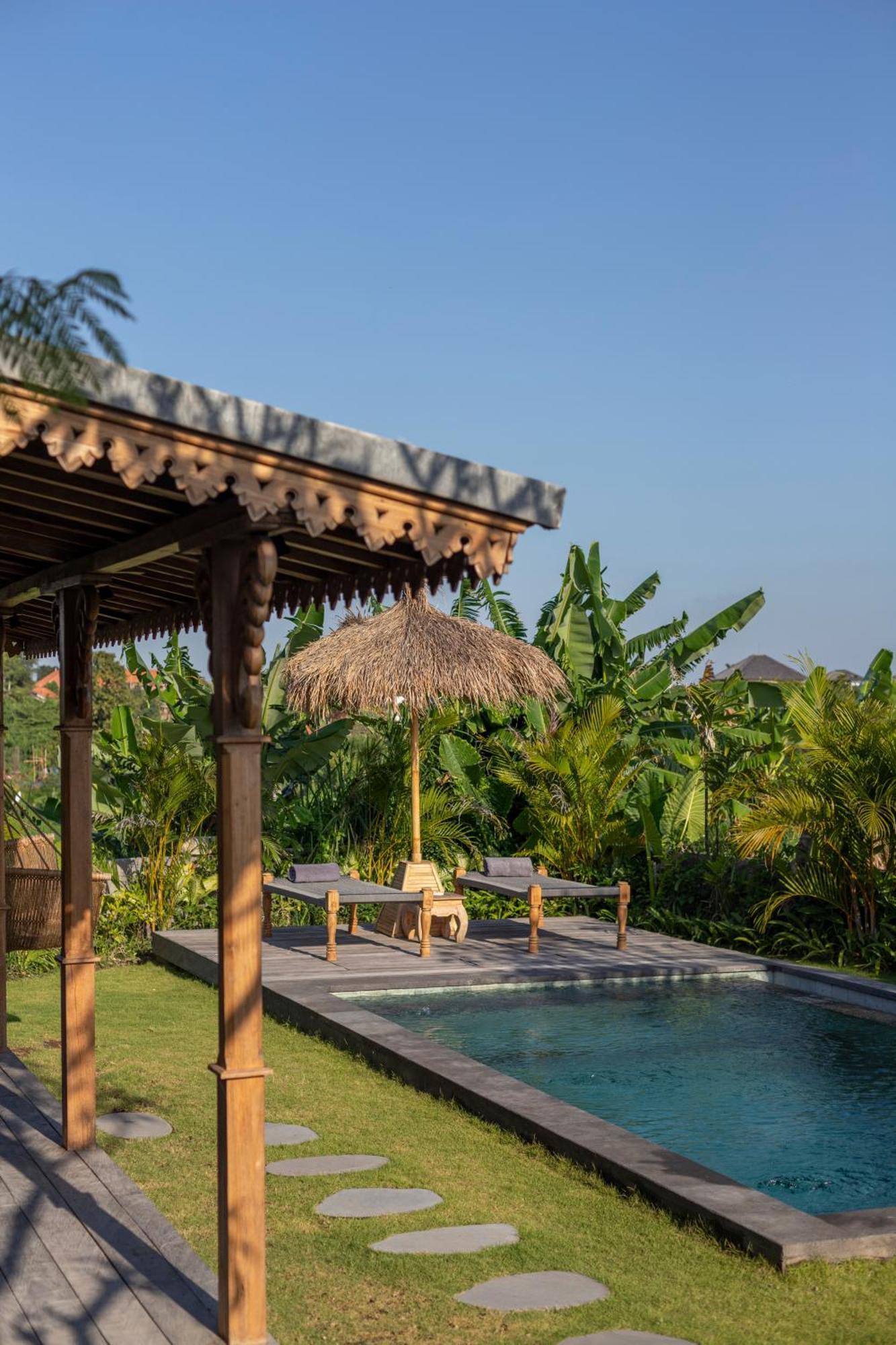 Charming 3br W/pool & View Villa