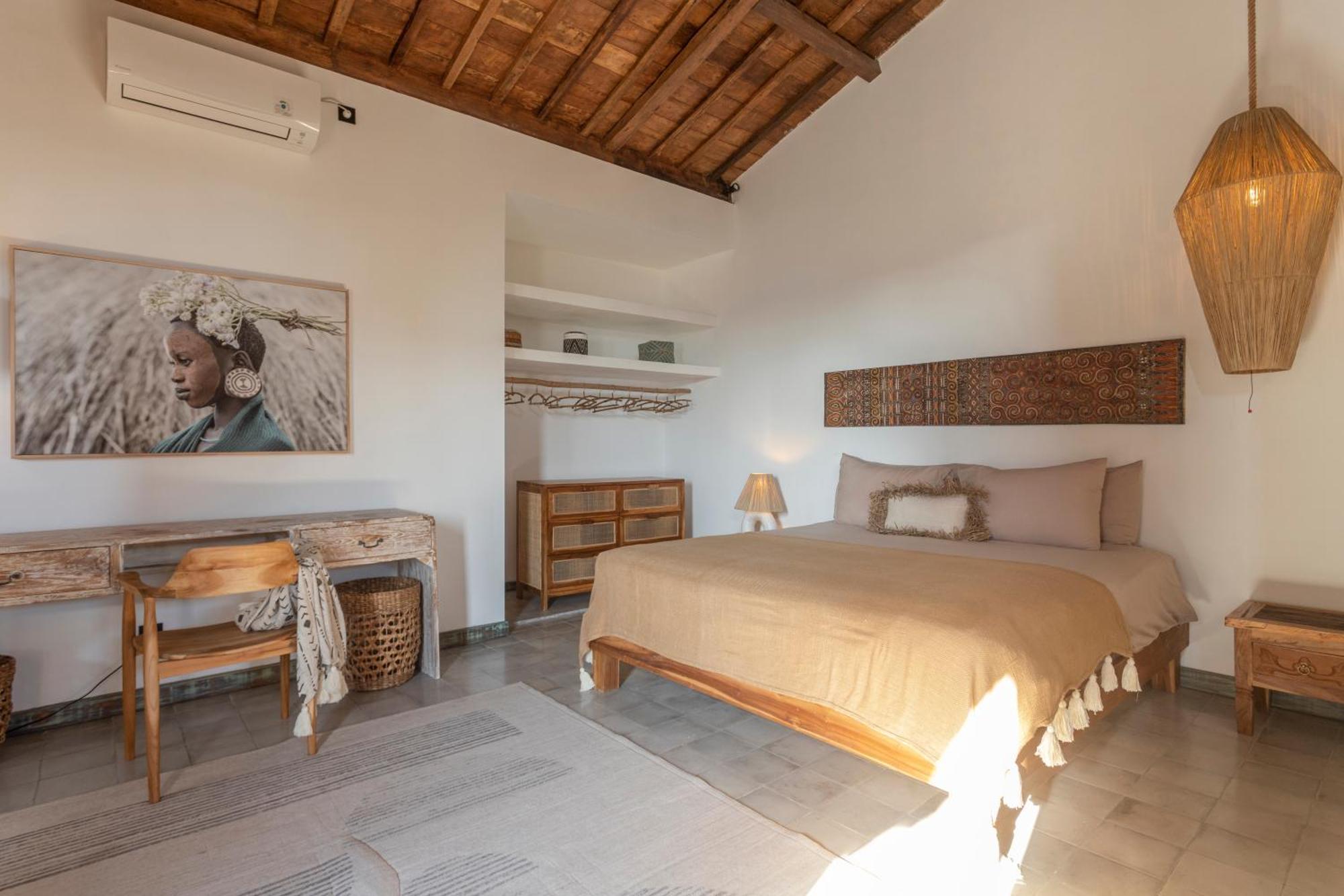 Charming 3br W/pool & View Villa