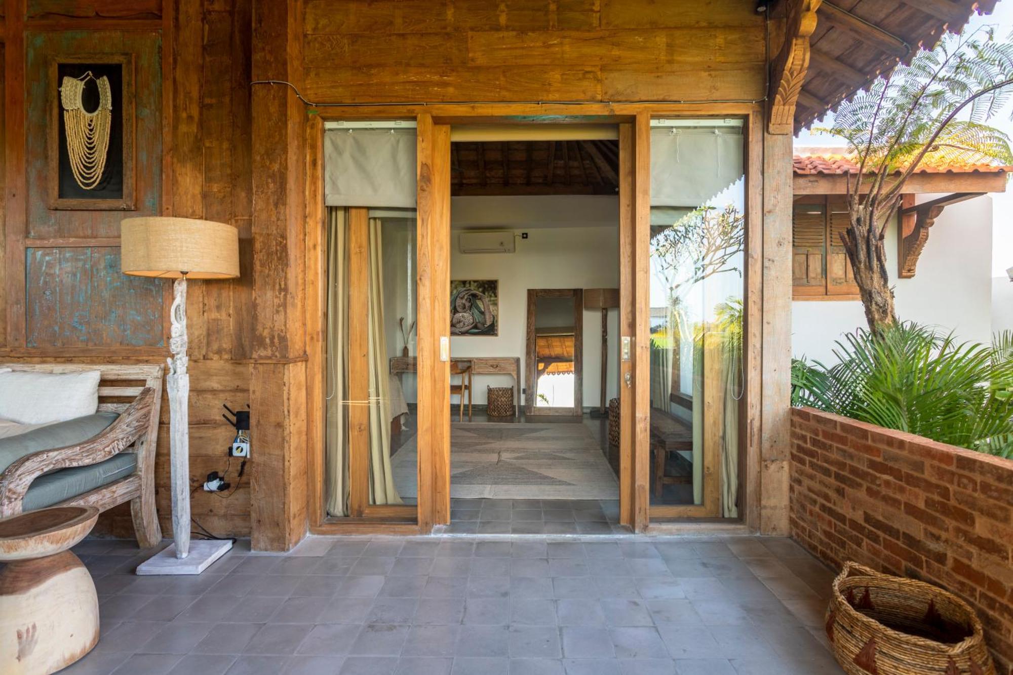 Charming 3br W/pool & View Villa